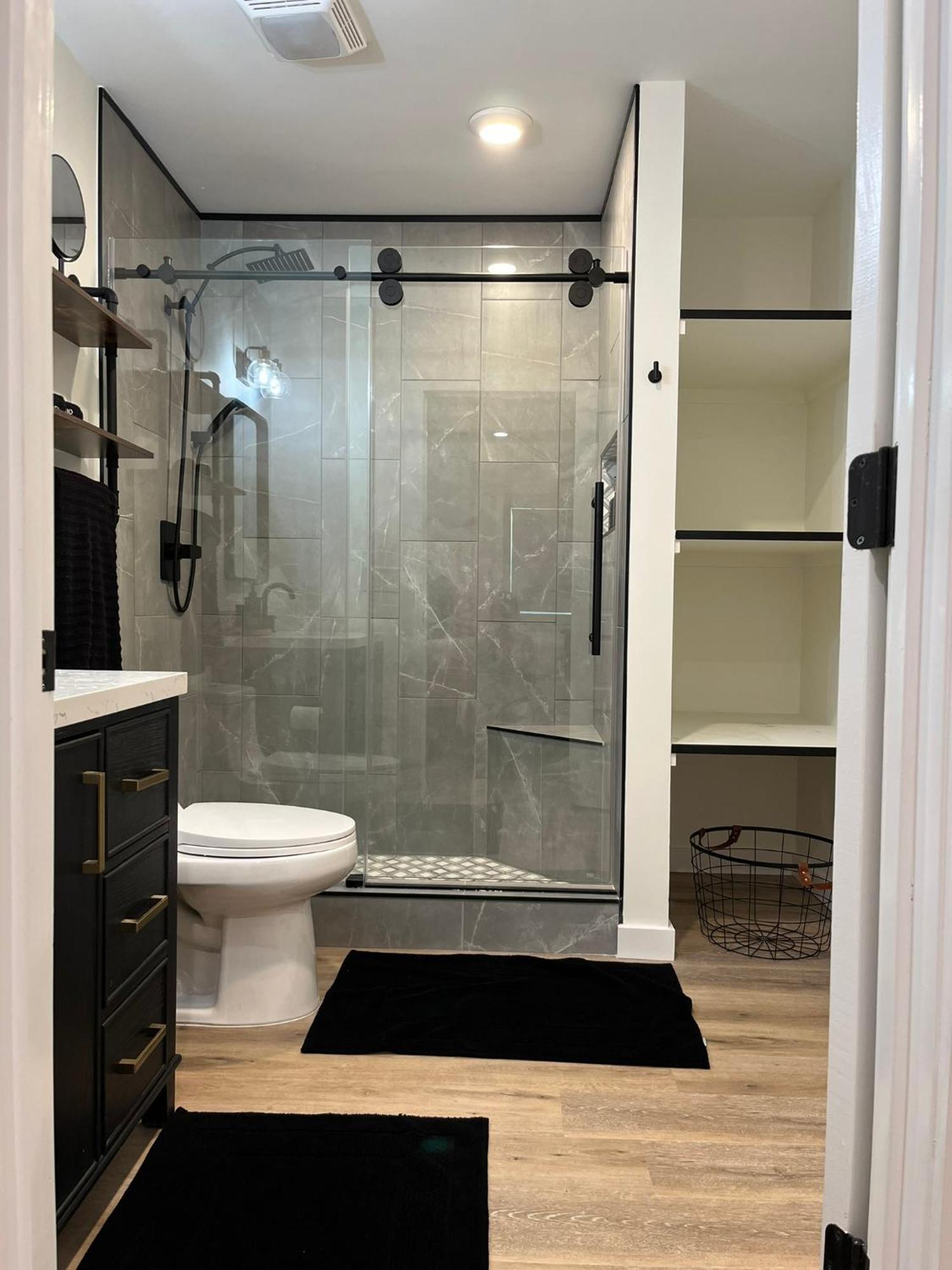 Shack In Foley/ Hot Tub / Modern Cozy *